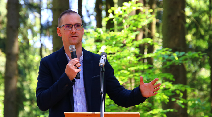 Freimütiger zu Jesus beten und ihm alles zutrauen: Dazu ermutigte der Jugendpastor und Referent im sächsischen Verband „Entschieden für Christus“, Ronald Seidel: Foto: Thomas Zimmermann 