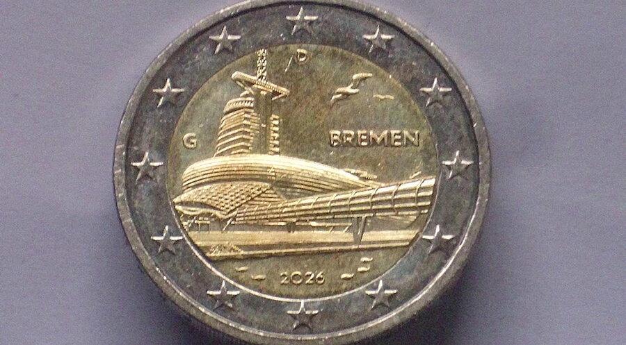 Auf der neuen 2-Euro-Münze der Freien Hansestadt Bremen lässt sich bei näherem Hinsehen ein Kreuz erkennen. Foto: Joachim Fischer