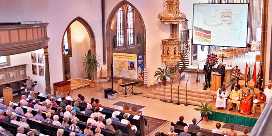 Teilnehmer beim 115. Jahresfest der Karmelmission in Schorndorf. Foto: Evangelische Karmelmission