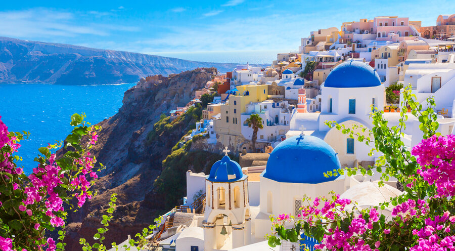 Beliebter Urlaubsort: Santorini in Griechenland. Foto: iStock/Maglara