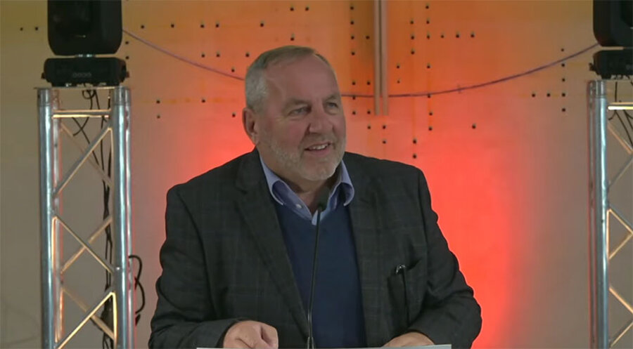 Der Vorsitzende der Evangelisationsbewegung proChrist, der Theologe und Sprachwissenschaftler Prof. Roland Werner. Screenshot: Osterkonferenz Gunzenhausen
