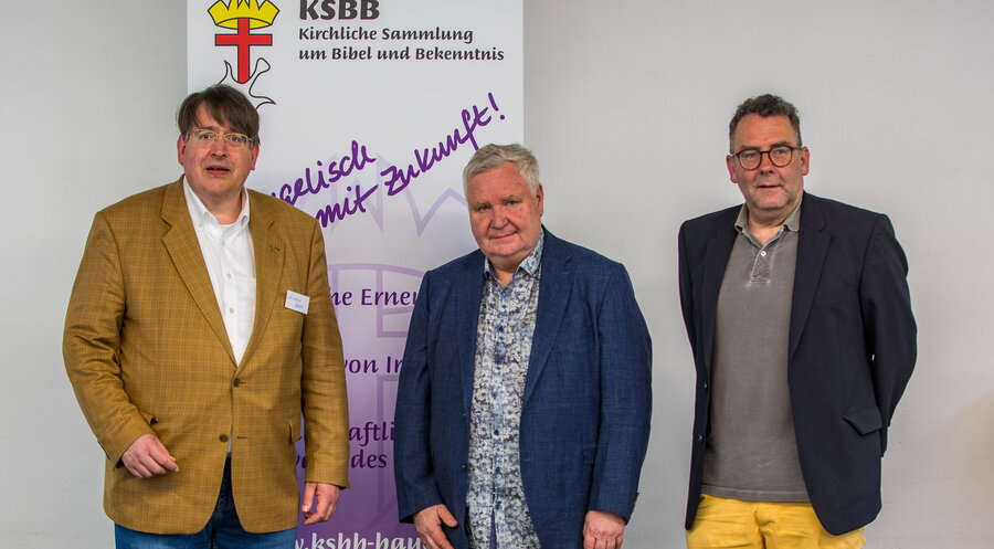 v. l.: Andreas Späth, Prof. Uwe Zerbst und Prof. Gerald H. Mann. Foto: Wilhelm Georg Adelberger