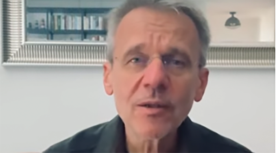 Lothar Krauss geht „voller Zuversicht und mit einem tiefen Gefühl der Geborgenheit in diese neue Etappe“ seines Lebens. 