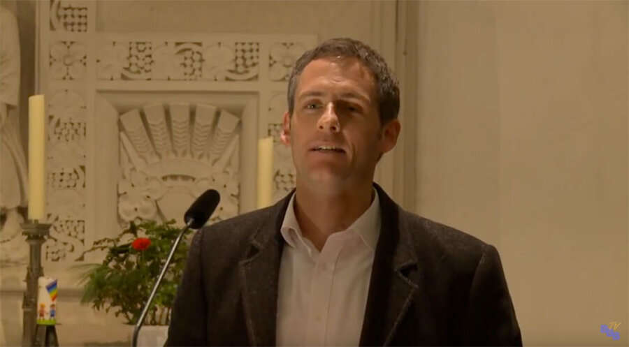 Der evangelische Pfarrer Alexander Höner. Screenshot: YouTube/  Klaus Dornath