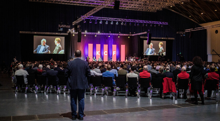 Das Plenum beim KCF in Karlsruhe. Foto: IDEA