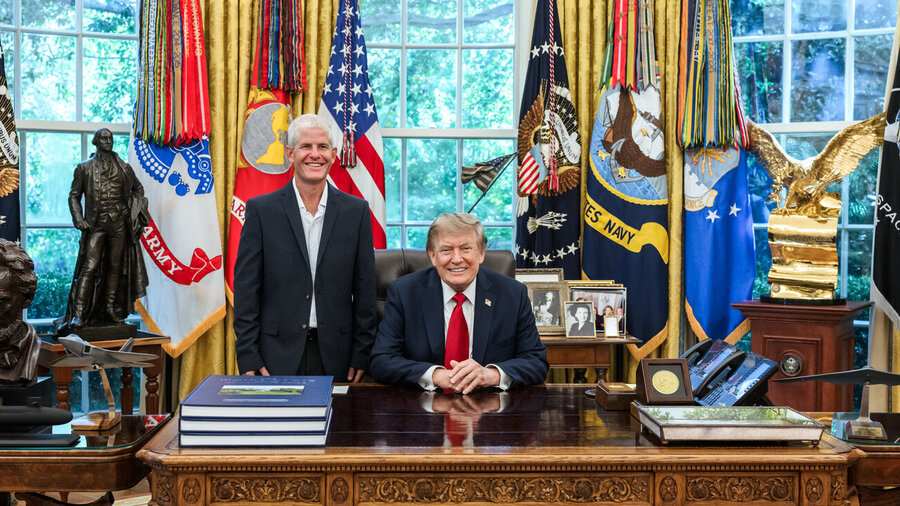 „Lassen keine Amerikaner zurück“: US-Präsident Donald Trump empfing den Missionspiloten Kevin Rideout