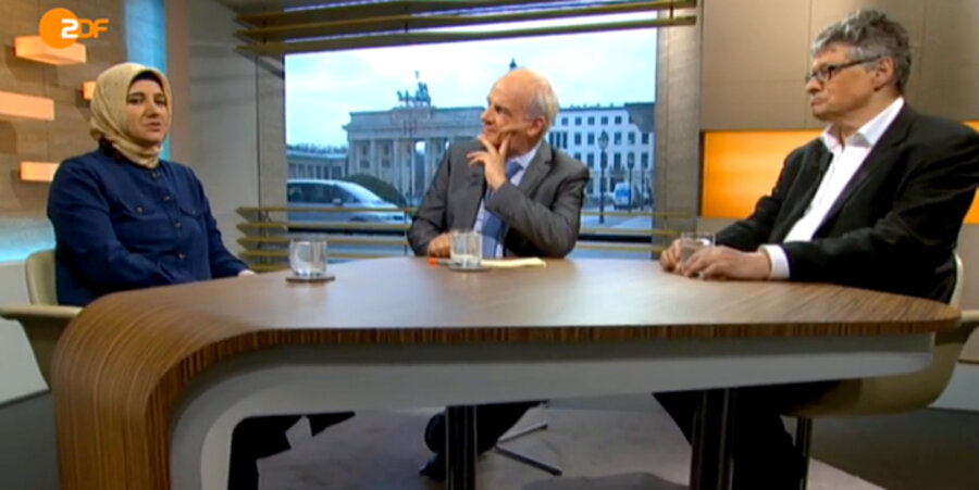 v.l.: Die muslimische Pädagogin Özlem Nas, Moderator Peter Hahne und der katholische Publizist Matthias Matussek. Screenshot: ZDF