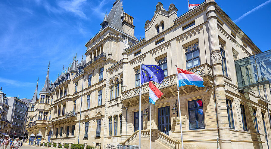 Die Abgeordnetenkammer in Luxemburg hat die Recht zum Schwangerschaftsabbruch in der Verfassung verankert. Foto: Chambre des Députés/picture alliance