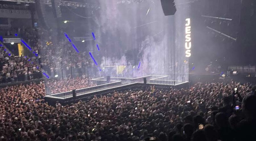 Die Bühne beim Konzert der O'Bros in Stuttgart. Foto: Privat