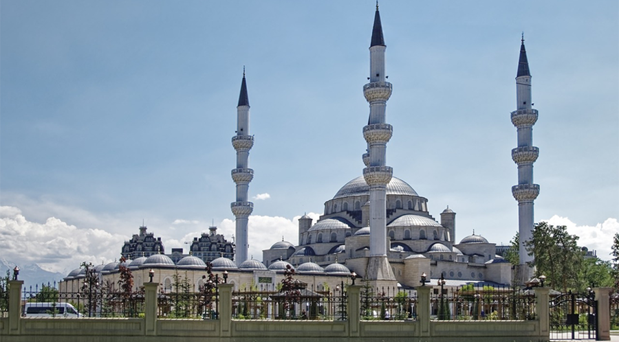 Die Zentralmoschee in Kirgistans Hauptstadt Bischkek. Foto: pixabay.com