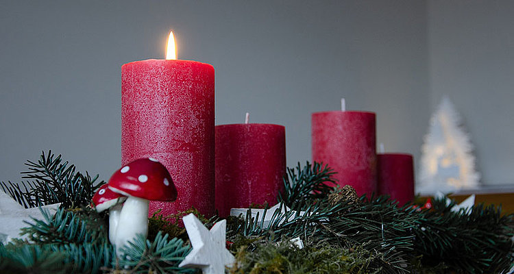 Der erste Advent steht vor der Tür, doch das aktuelle Weltgeschehen trübt bei vielen die vorweihnachtliche Stimmung. Foto: pixabay.com