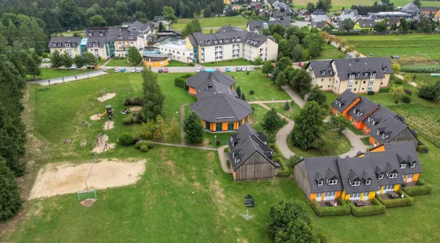 Die HERR-BERGE in Zschorlau aus der Luft. Foto: herr-berge.de 