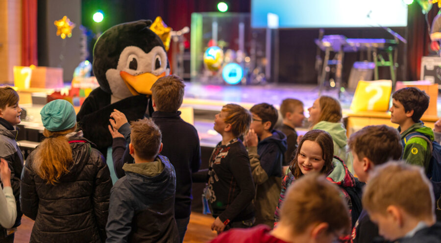 Kinder auf dem SPRING-Festival. Foto: Kurt Gruhlke