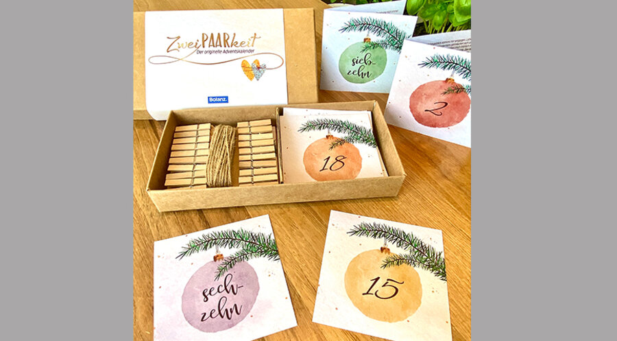 Die Paarberaterin Esther Dürrstein hat gemeinsam mit einer Freundin einen Adventskalender mit dem Titel „ZweiPAARkeit“ entworfen. Foto: Privat