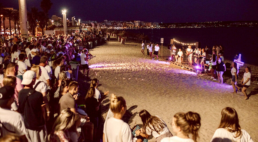 Zu den Gottesdiensten kämen Hunderte Touristen. Foto: Reach Mallorca