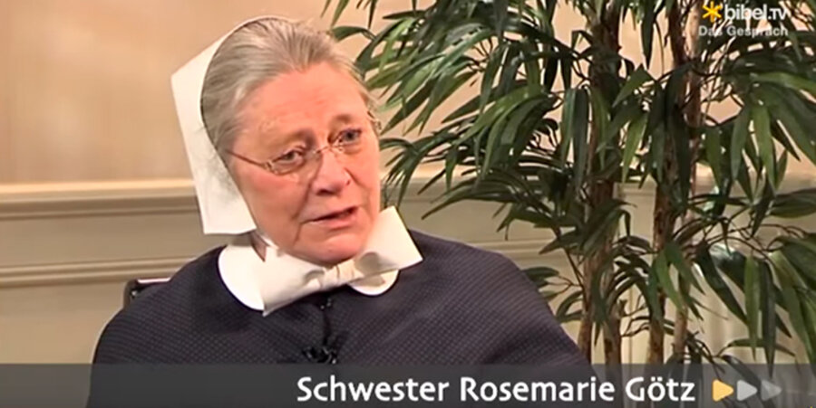 Die Diakonisse und Predigerin der Landeskirchlichen Gemeinschaft „Haus Gotteshilfe“, Schwester Rosemarie Götz. Screenshot: BibelTV
