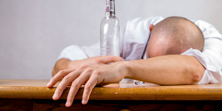 Nach Angaben des Blauen Kreuzes litten 3,38 Millionen Menschen in Deutschland an einer „alkoholbezogenen Störung“. Foto: pixabay.com