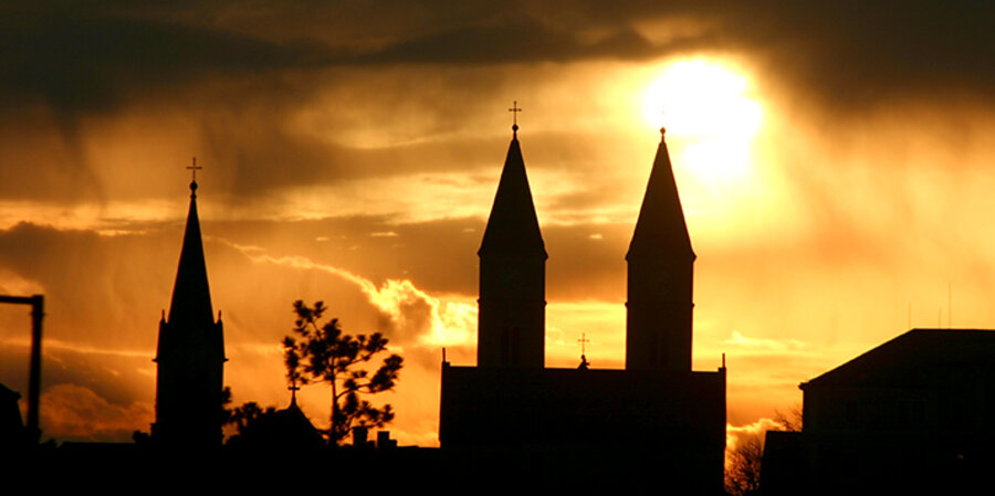 Kirchliche Haupteinnahmequelle ist die Kirchensteuer. Foto: pixabay.com