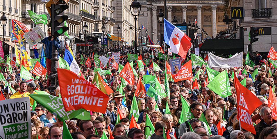 In Paris protestierten Zehntausende Franzosen gegen eine Gesetzesreform zur „künstlichen Befruchtung für alle“. Foto: picture-alliance/ZUMA Press