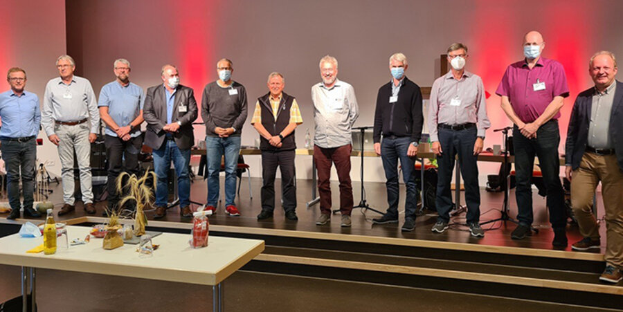 Das Leitungsgremium des SV, das Komitee zusammen mit dem neu gewählten Vorsitzenden, Detlef Krause (Mitte). Foto: SV