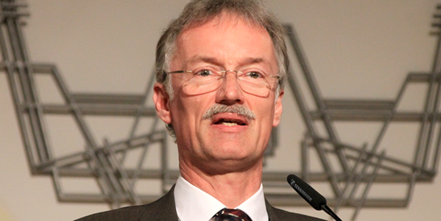 Pfarrer Wolfgang Becker. Foto: Evi Schlötterer