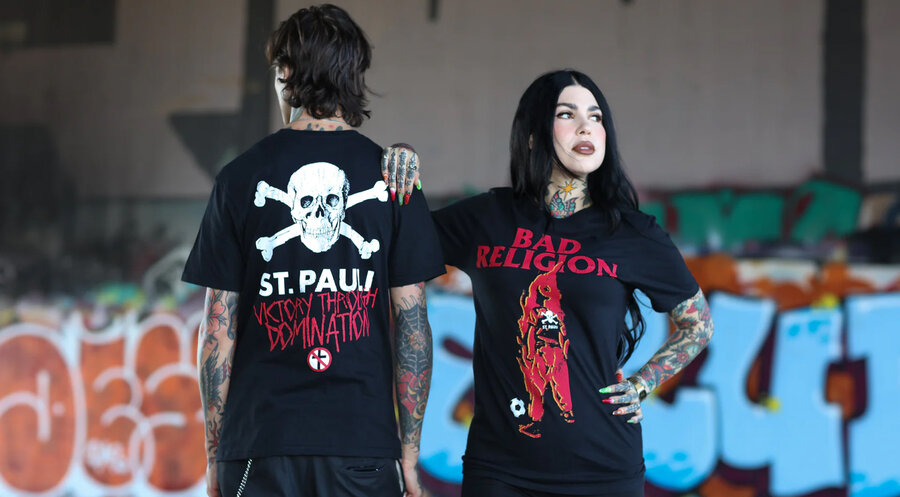 Die T-Shirts der Band Bad Religion und des FC St. Pauli mit dem durchgestrichenen Kreuz. Screenshot: badreligion.store