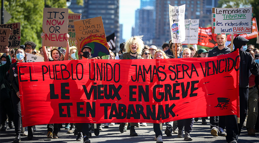 Anhänger der Bewegung „Fridays for Future“ während einer Protestkundgebung im kanadischen Montreal. Foto: Picture Alliance/ZUMAPRESS.com/Serkan Senturk