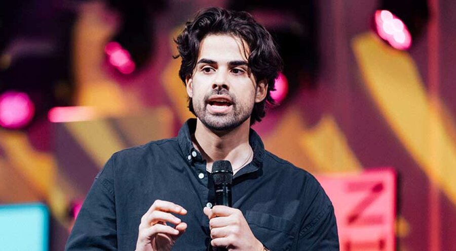 Christian Al-Masoud: „Die Wahrheit in einer wahrheitsarmen Generation verkündigen“ Foto: Pfingstjugendtreffen Aidlingen