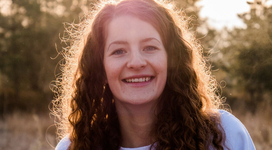 Franziska Anderssohn ist als Jugendmitarbeiterin der Freikirche ICF München tätig. Foto: Privat