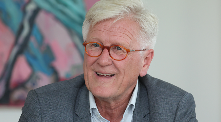 Der Zentralausschuss-Vorsitzende des Weltkirchenrates, Heinrich Bedford-Strohm: „Wenn das Bestand hat, könnten die Abwärtsspirale der Gewalt und das damit verbundene Leiden gewendet werden.“ Foto: picture alliance/dpa/Karl-Josef Hildenbrand