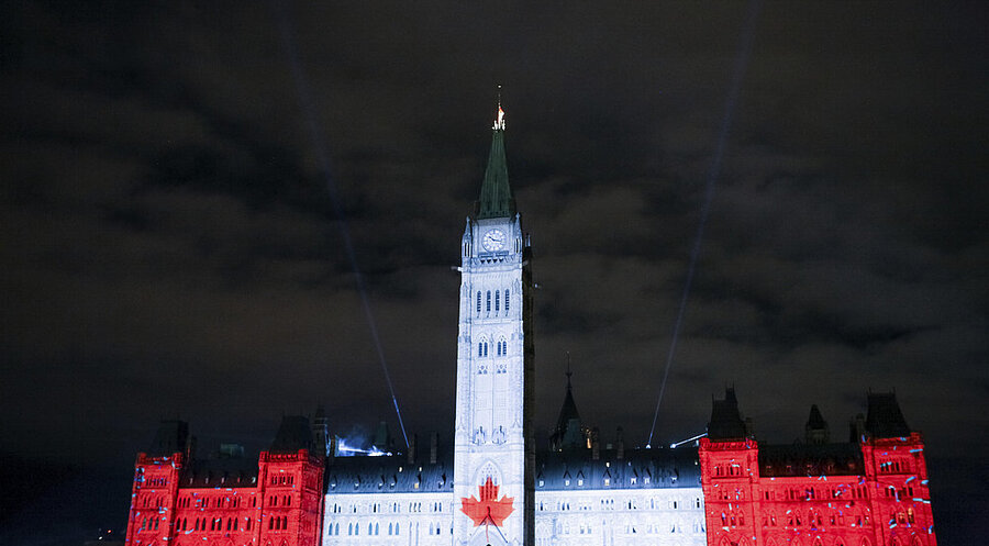 Das kanadische Parlamentsgebäude in Ottawa. Foto: Picture-Allliance.com/Mark Spowart; Worldea.org