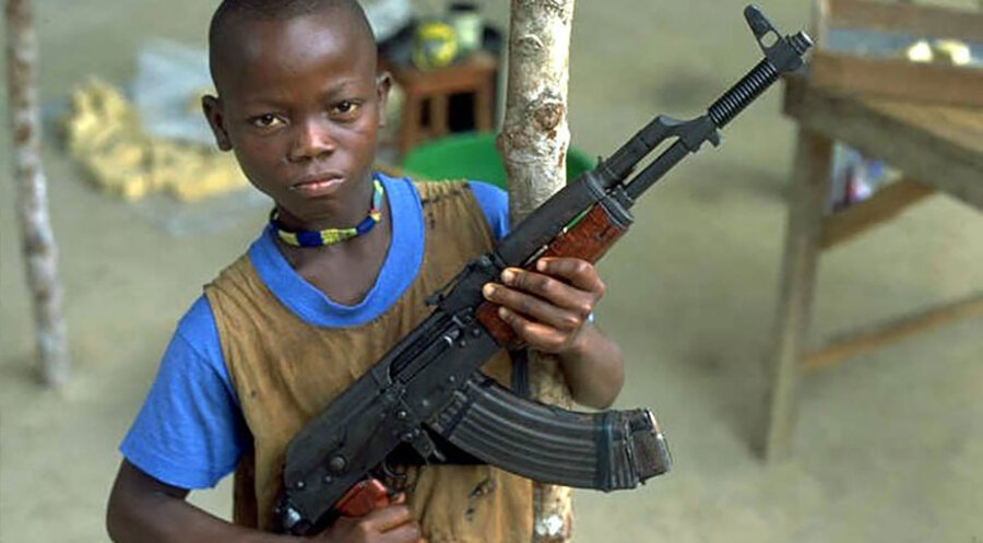 Rund 250.000 Kindersoldaten sind nach Angaben der UNO weltweit im Einsatz. Foto: Picture Alliance /dpa/Unicef Giacomo Pirozi