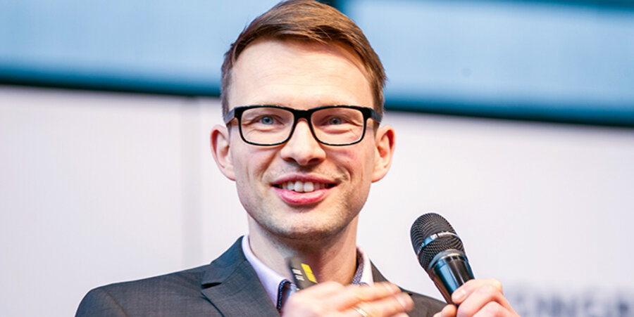 Der Gründer und Geschäftsführer der Aquatuning GmbH, Nathanel Draht. Foto: idea/m.pletz