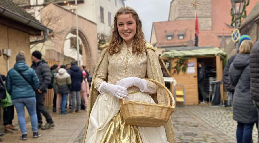 Anne Siebentritt als Wendelsteiner Christkind. Foto: Privat