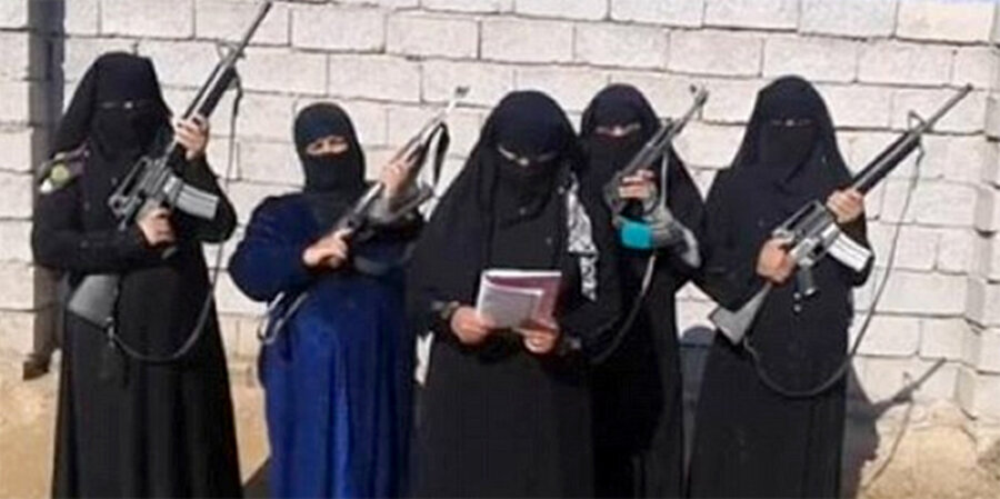 IS bildet Frauen innerhalb der Polizeibrigade al-Khansaa aus, um unter anderem Anschläge in Europa durchzuführen. Screenshot: IS Video