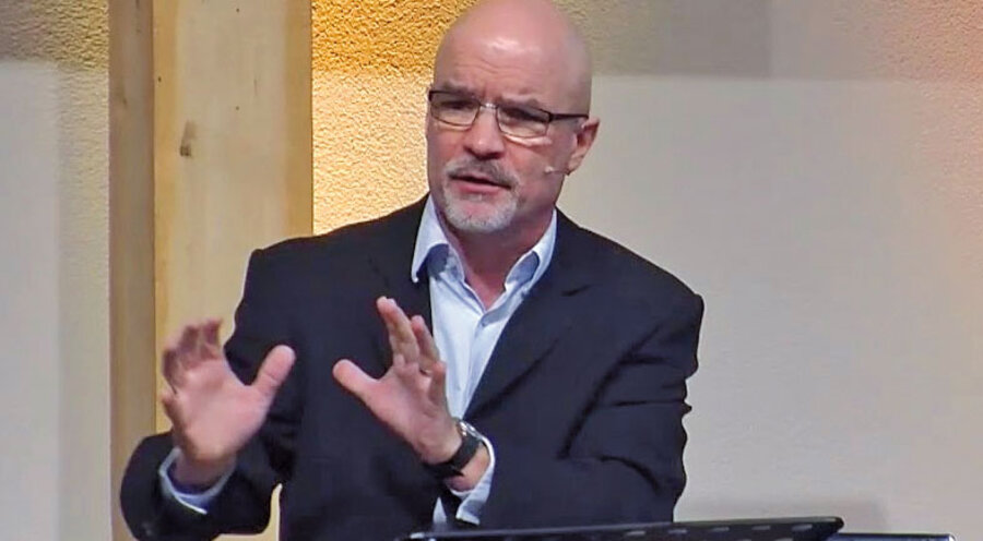Manfred Müller ist Leiter der Hilfsaktion Märtyrerkirche. Foto: HMK